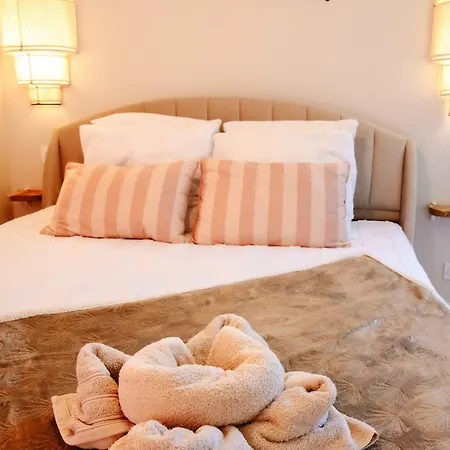 ヴィラ Maison Castor, Balneo Et Billard Chez Ivona