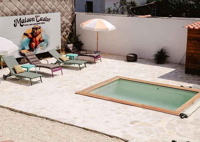 빌라 Maison Castor, Balneo Et Billard Chez Ivona *