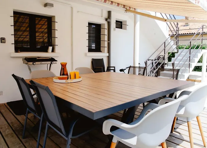 Maison Castor, Balneo Et Billard Chez Ivona