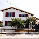 Maison Castor, Balneo Et Billard Chez Ivona ميميزا بلاج